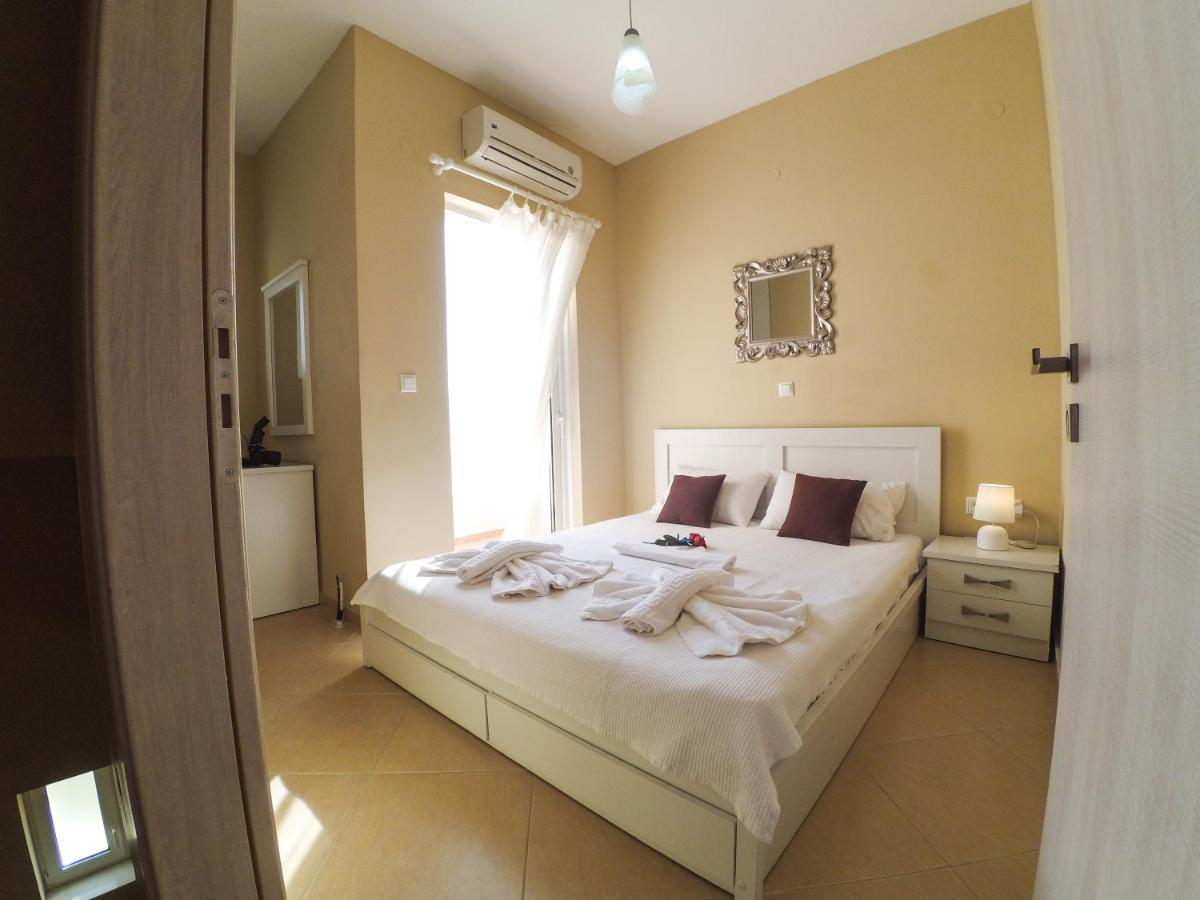 Rubini Homes Agia Marina Exterior foto
