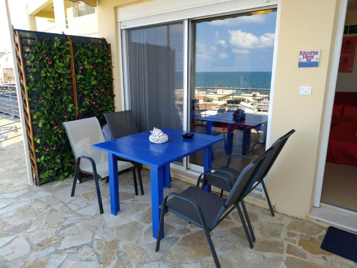 Rubini Homes Agia Marina Exterior foto